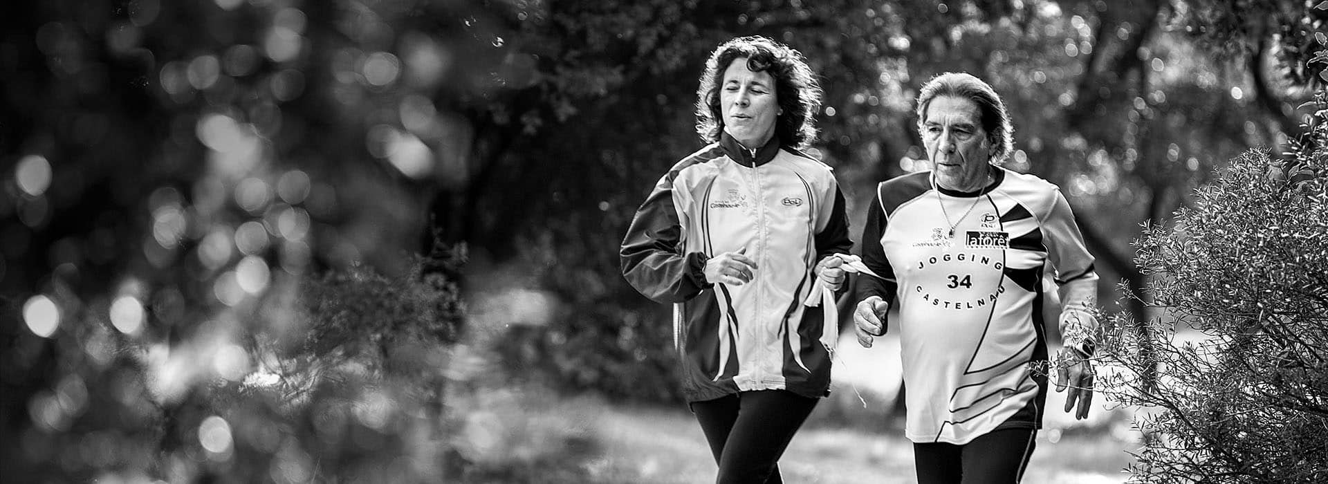 Teresa, aveugle, court pour le marathon.